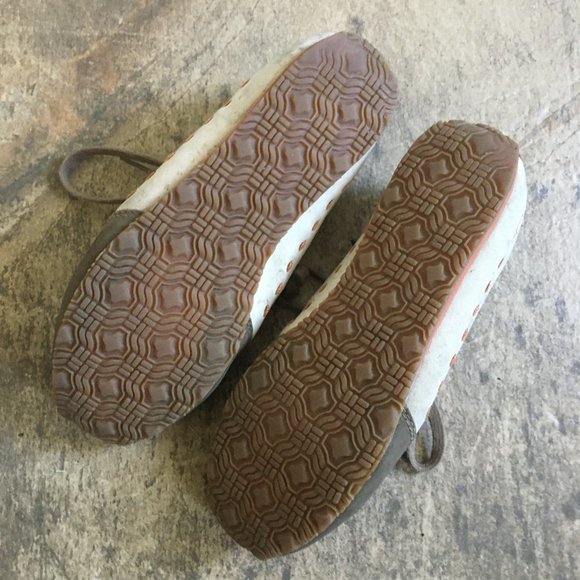 Columbia Greenbelt Leather Low Top Skater Sneakers - Picture 5 of 16